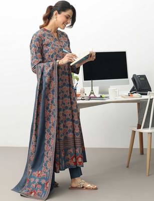 women ethnic motifs printed regular cotton blend kurta with trousers & with dupatta 1