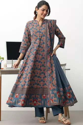 women ethnic motifs printed regular cotton blend kurta with trousers & with dupatta