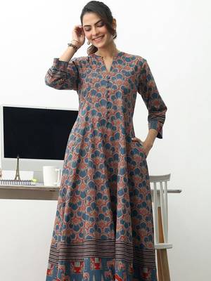 women ethnic motifs printed regular cotton blend kurta with trousers & with dupatta 6