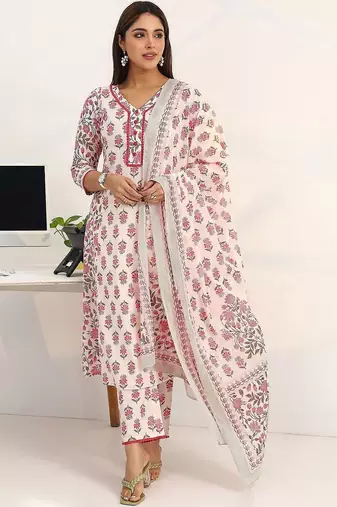 women floral printed regular cotton blend kurta with trousers & with dupatta