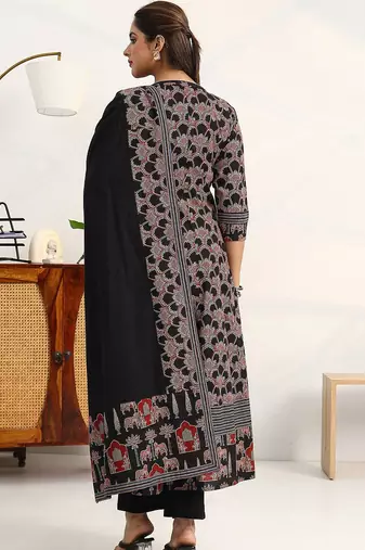 women ethnic motifs printed regular cotton blend kurta with trousers & with dupatta