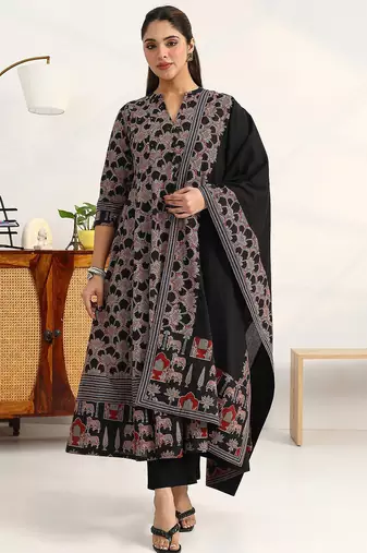 women ethnic motifs printed regular cotton blend kurta with trousers & with dupatta