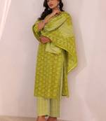 women ethnic motifs printed regular kurta with trousers & with dupatta