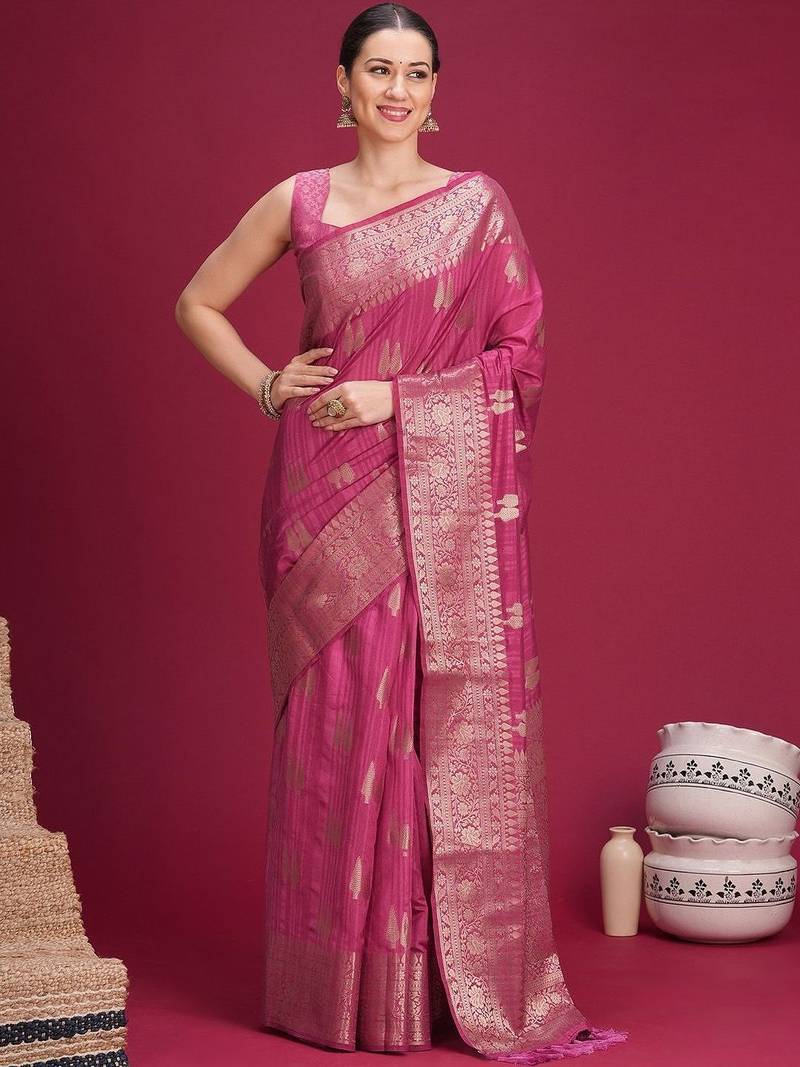 Mauve woven design zari silk blend handloom banarasi saree