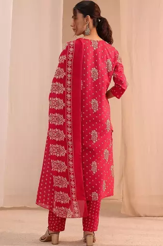 women ethnic motifs printed regular kurta with trousers & with dupatta