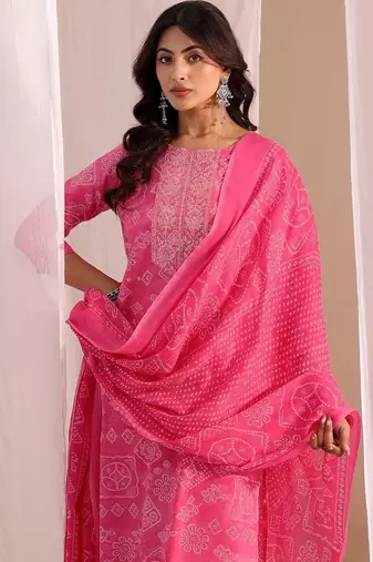 women ethnic motifs printed regular thread work kurta with trousers & with dupatta