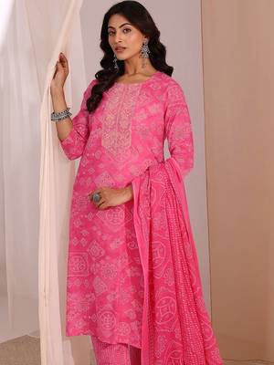 women ethnic motifs printed regular thread work kurta with trousers & with dupatta 7