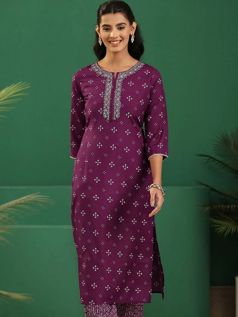 women ethnic motifs printed regular thread work kurta with trousers & with dupatta