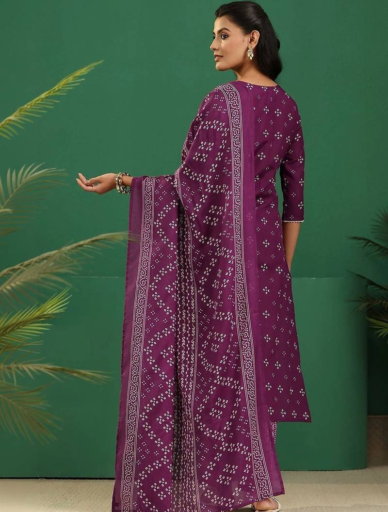 women ethnic motifs printed regular thread work kurta with trousers & with dupatta