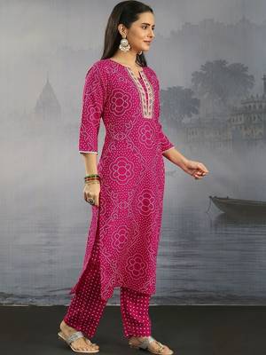 women ethnic motifs printed regular thread work kurta with palazzos & with dupatta 3