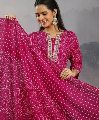 women ethnic motifs printed regular thread work kurta with palazzos & with dupatta 4