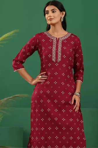 women ethnic motifs printed regular thread work kurta with trousers & with dupatta