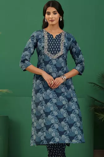 women ethnic motifs printed regular thread work kurta with trousers & with dupatta