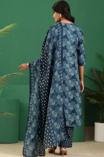 women ethnic motifs printed regular thread work kurta with trousers & with dupatta