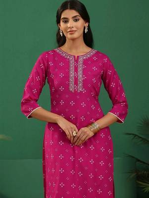 women ethnic motifs printed regular thread work kurta with palazzos & with dupatta 4