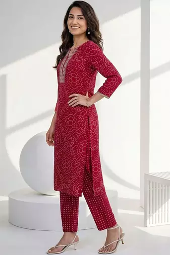 women ethnic motifs printed regular kurta with trousers & with dupatta