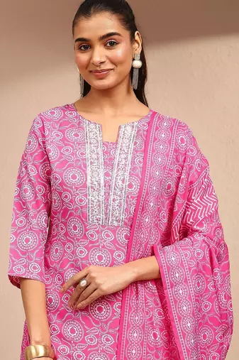 women ethnic motifs printed regular thread work kurta with trousers & with dupatta