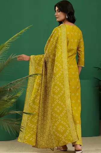 women ethnic motifs printed regular thread work kurta with trousers & with dupatta
