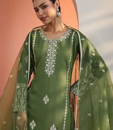 floral embroidered straight kurta with trousers & dupatta
