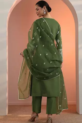 floral embroidered straight kurta with trousers & dupatta