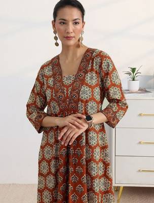 libas rust floral printed a-line suit set with dupatta 2