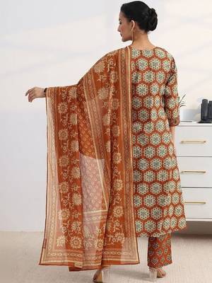 libas rust floral printed a-line suit set with dupatta 4