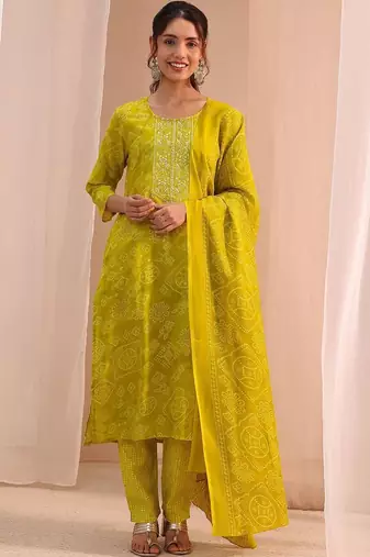 women bandhani printed regular thread work kurta with trousers & with dupatta