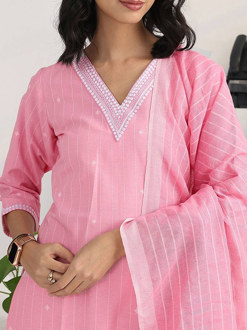 women ethnic motifs printed regular cotton blend kurta with trousers & with dupatta