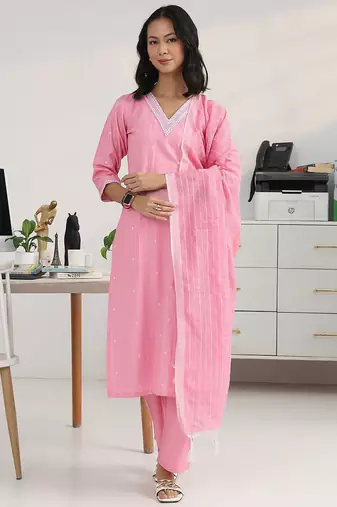 women ethnic motifs printed regular cotton blend kurta with trousers & with dupatta