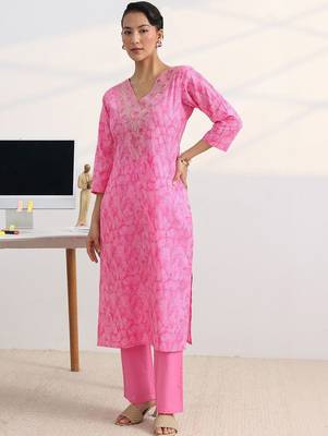 libas pink bandhani print straight suit set with dupatta 5