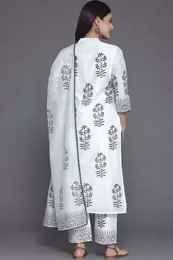 women floral printed regular kurta with trousers & with dupatta