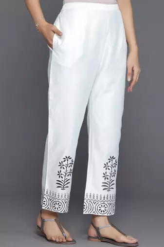 women floral printed regular kurta with trousers & with dupatta
