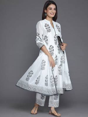 women floral printed regular kurta with trousers & with dupatta 6