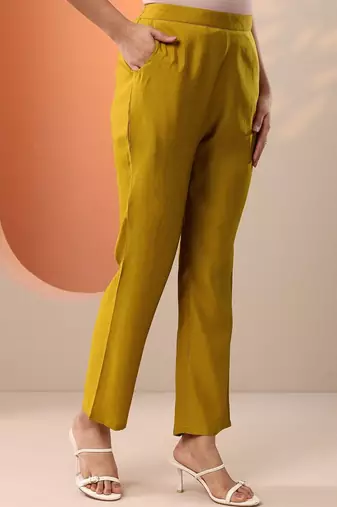 women printed regular kurta with trousers & with dupatta