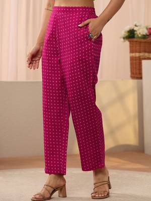 women floral printed regular kurta with trousers & with dupatta 2