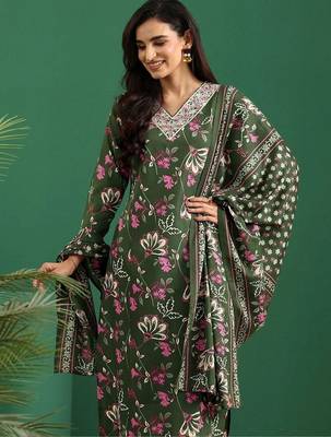 women floral printed regular thread work kurta with trousers & with dupatta 2