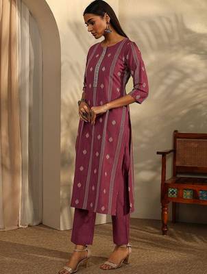 women ethnic motifs printed regular thread work kurta with trousers & with dupatta 6