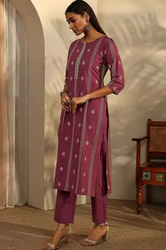 women ethnic motifs printed regular thread work kurta with trousers & with dupatta