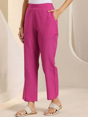 women ethnic motifs printed regular kurta with trousers & with dupatta 2