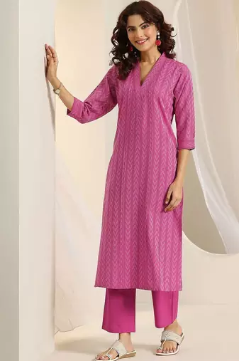women ethnic motifs printed regular kurta with trousers & with dupatta