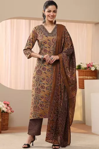 women floral printed regular thread work kurta with trousers & with dupatta