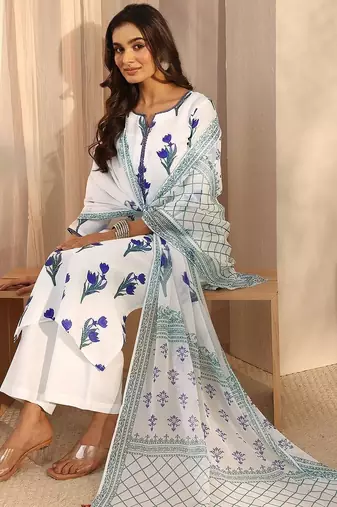 women floral printed regular kurta with trousers & with dupatta