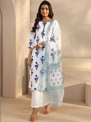 women floral printed regular kurta with trousers & with dupatta 5