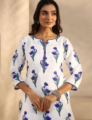 women floral printed regular kurta with trousers & with dupatta 6