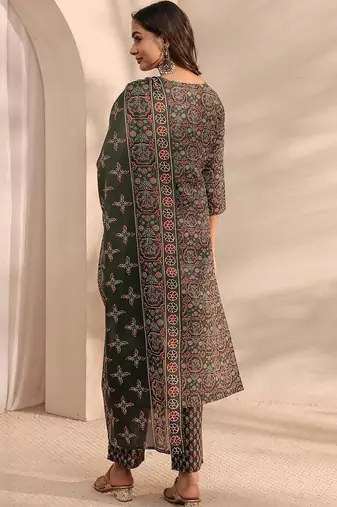 women ethnic motifs printed regular thread work kurta with trousers & with dupatta