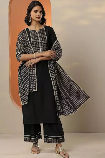 women ethnic motifs yoke design regular kurta with trousers & with dupatta