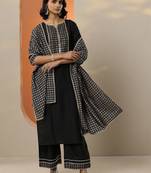 women ethnic motifs yoke design regular kurta with trousers & with dupatta