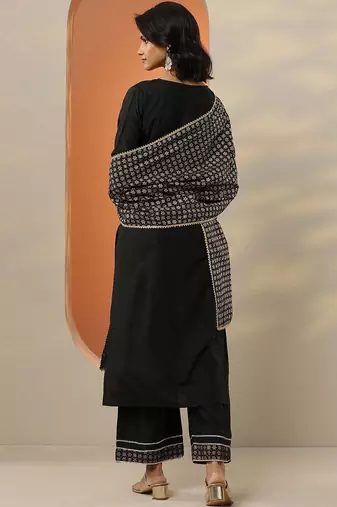 women ethnic motifs yoke design regular kurta with trousers & with dupatta