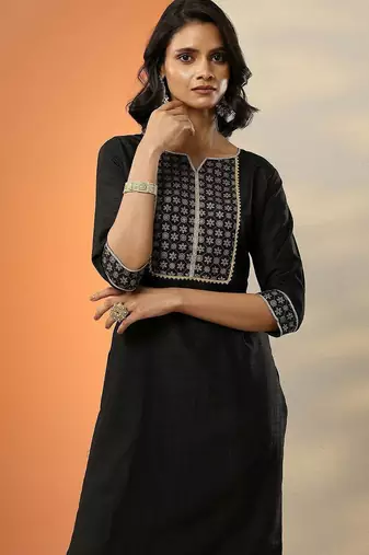 women ethnic motifs yoke design regular kurta with trousers & with dupatta