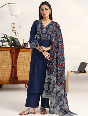 women ethnic motifs embroidered regular thread work cotton blend kurta with palazzos & with 1
